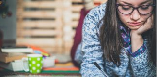 What Makes College Apps Seriously Stand Out