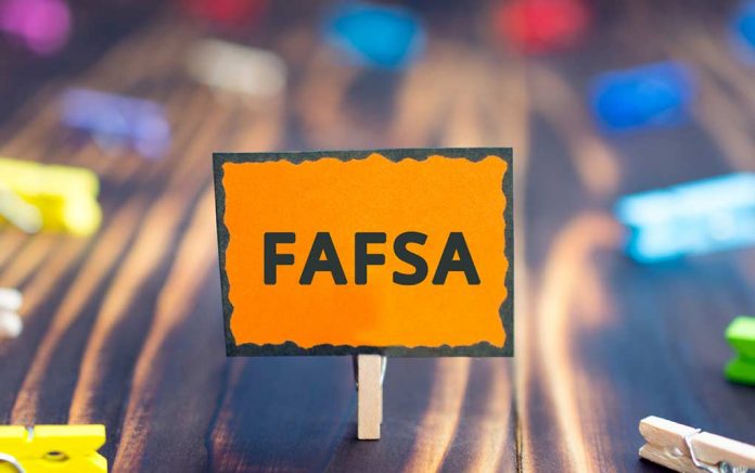 Here's Why You Shouldn't Wait to File Your FAFSA