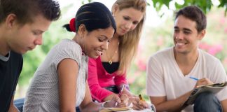 How to Calculate the Cost of Online Degrees
