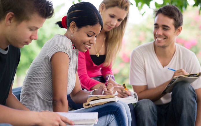 How to Calculate the Cost of Online Degrees How to Calculate the Cost of Online Degrees